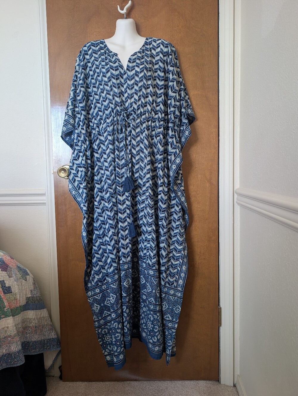 Pax Philomena Blue Cream Geometric Chevron Print Long Kaftan Robe Cover-Up